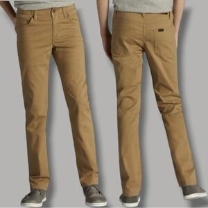 NWT Lee Boys 18R Extreme Motion MVP Straight Fit Chinos - Khaki Tan